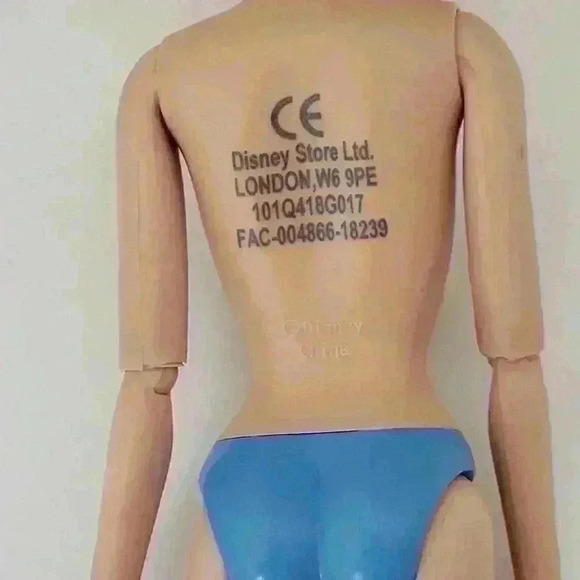 Disney Princess Cinderella Designer Doll store Limited Edition London - Picture 14 of 17